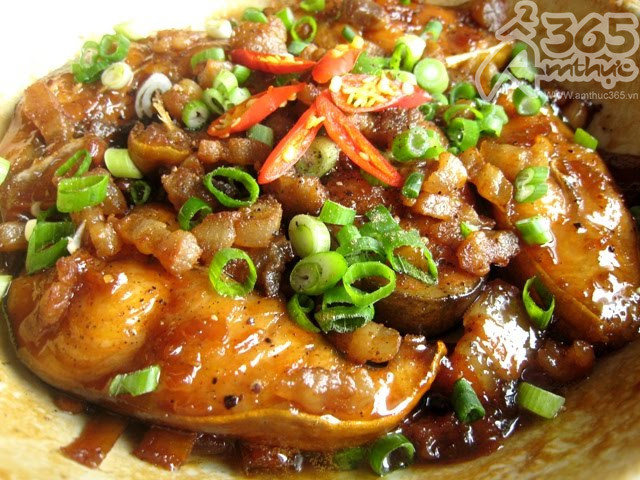 Cá kho tộ luôn hấp dẫn