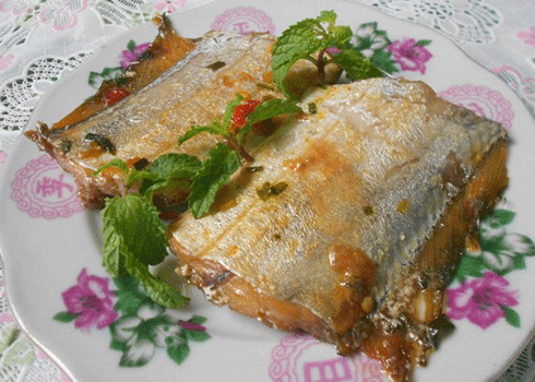 Cá hố um dưa cải là món ăn dân dã của người miền Trung